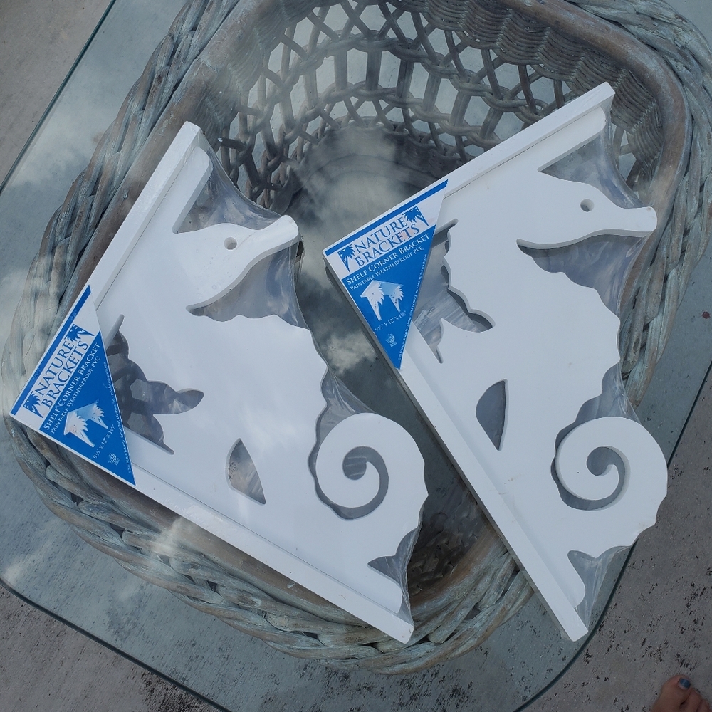 Seahorse Brackets